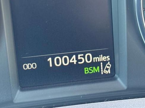 Used 2018 Toyota RAV4 LE Plus image 26