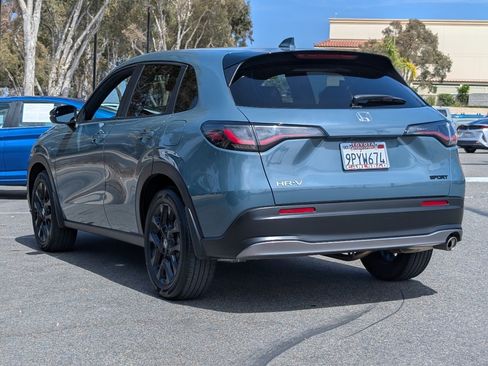 Used 2025 Honda HR-V Sport image 12