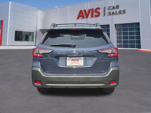 Used 2025 Subaru Outback Onyx Edition AWD/4WD image 7