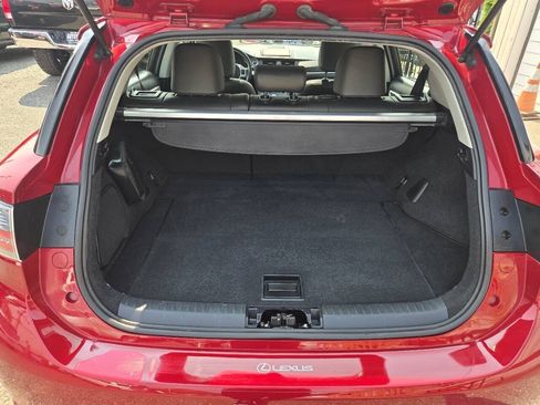 Used 2011 Lexus CT 200h Premium w/ Premium Audio Pkg FWD image 6