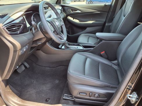 Used 2022 Buick Encore GX Essence image 7