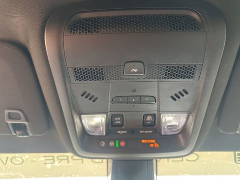 Certified 2025 Cadillac XT6 Sport w/ Technology Package image 30