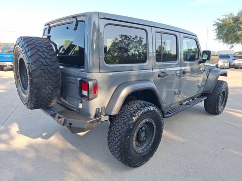 Used 2021 Jeep Wrangler Unlimited Sport w/ Sun And Sound Package AWD/4WD image 6