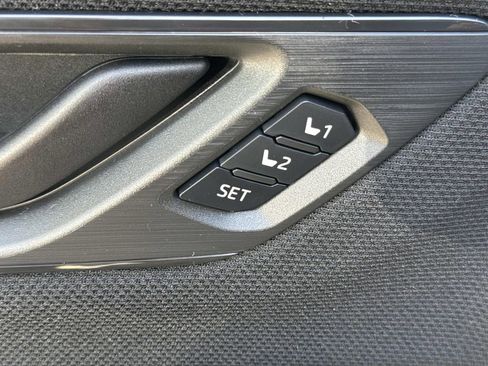New 2026 Subaru Outback Limited AWD/4WD image 21