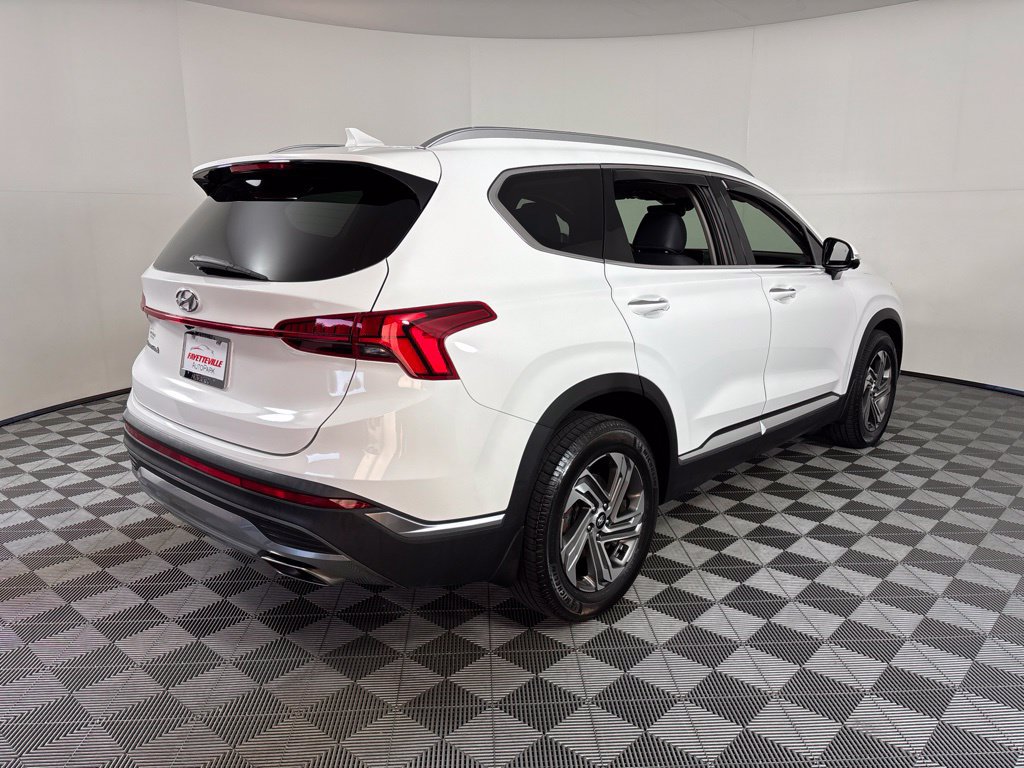 Used 2023 Hyundai Santa Fe SEL w/ Premium Package FWD image 5
