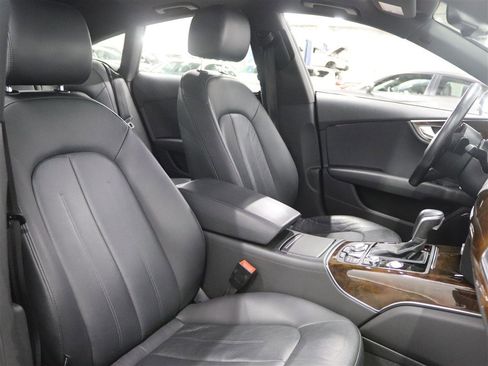 Used 2017 Audi A7 3.0T Premium Plus w/ 20" Wheel & Tire Package image 14