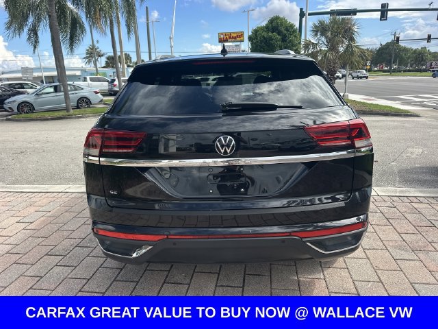 Certified 2020 Volkswagen Atlas Cross Sport SE w/ Panoramic Sunroof Package FWD image 6