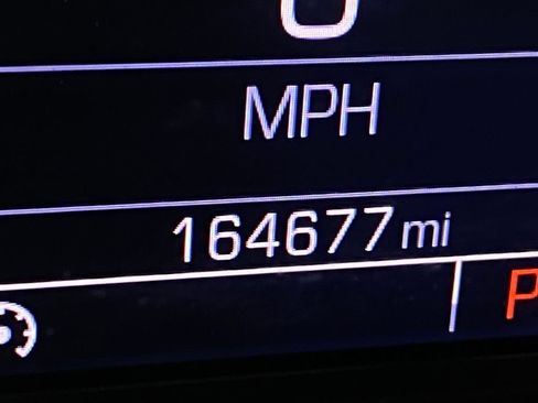 Used 2018 Chevrolet Silverado 1500 LT w/ All Star Edition image 13