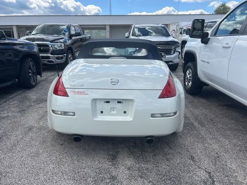 Used 2004 Nissan 350Z Touring RWD image 7