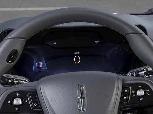 New 2026 Lincoln Aviator AWD image 13