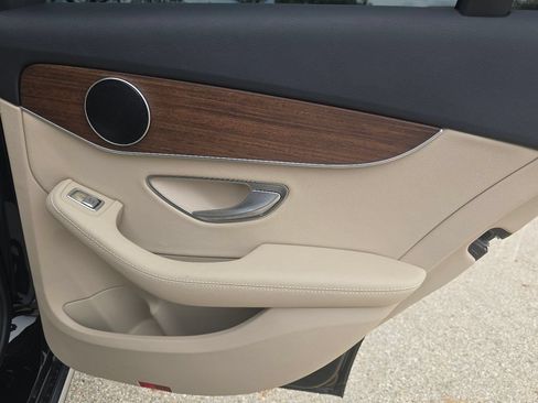 Certified 2020 Mercedes-Benz C 300 4MATIC Sedan image 25