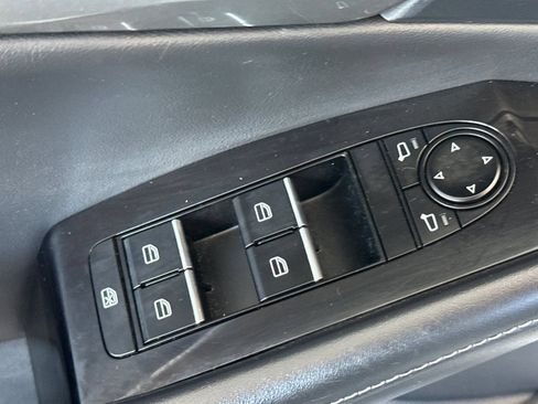 Used 2024 MAZDA CX-30 AWD 2.5 S w/ Select Sport Pkg image 18