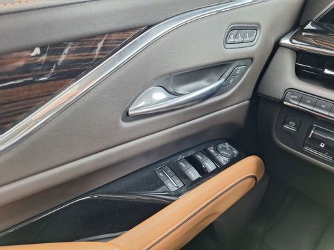 Used 2023 Cadillac Escalade Sport w/ Touring Package image 23