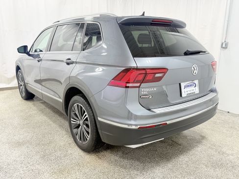 Used 2018 Volkswagen Tiguan SEL image 6