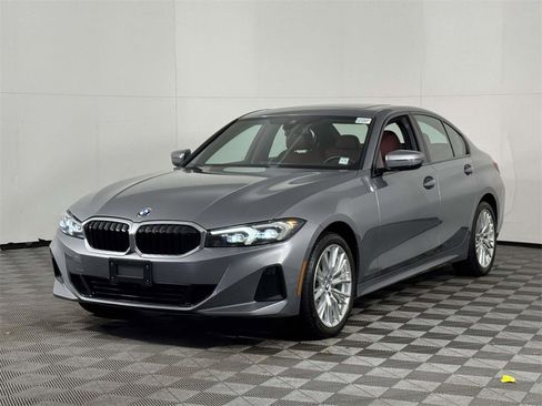 Used 2023 BMW 330i xDrive Sedan w/ Convenience Package image 7