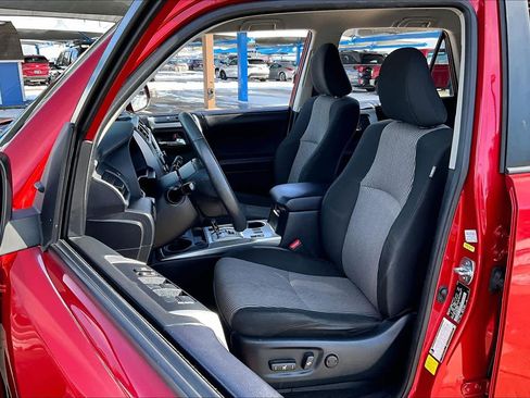 Used 2022 Toyota 4Runner SR5 image 8