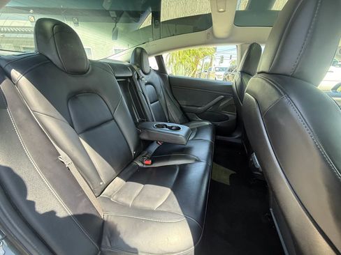 Used 2018 Tesla Model 3 Long Range AWD/4WD image 37