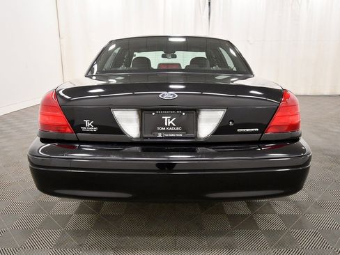 Used 2007 Ford Crown Victoria LX image 6