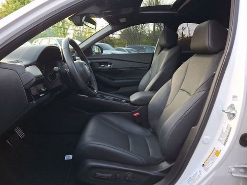 Certified 2025 Honda Accord Sport image 13