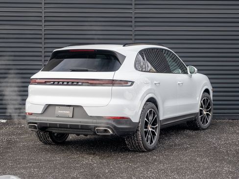 Used 2026 Porsche Cayenne AWD/4WD image 8