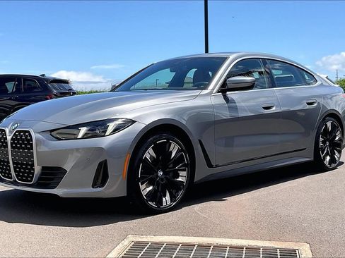 Used 2025 BMW 430i w/ Premium Package RWD image 1