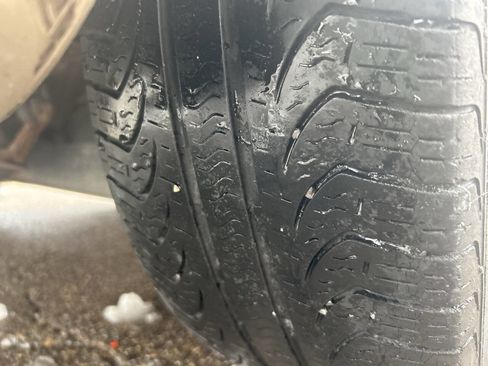 Used 2009 Dodge Avenger SE image 12