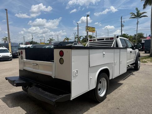 Used 2017 Ford F550 4x4 Crew Cab Super Duty image 5