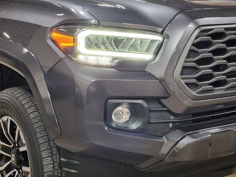Used 2023 Toyota Tacoma TRD Sport image 13