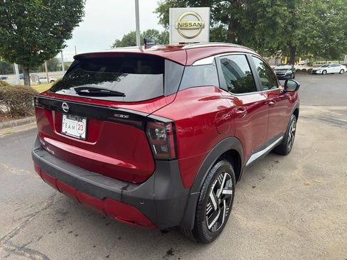 New 2026 Nissan Kicks SV image 7