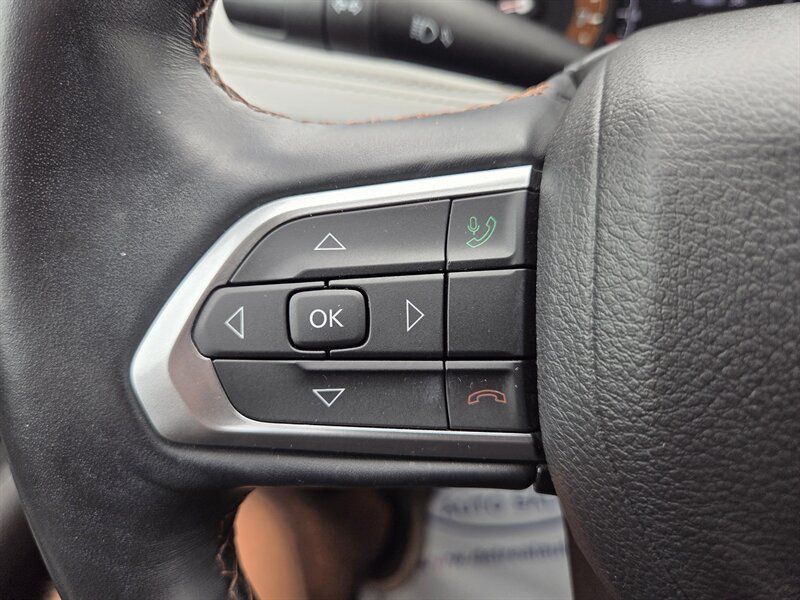 Used 2022 Jeep Compass Limited AWD/4WD image 17