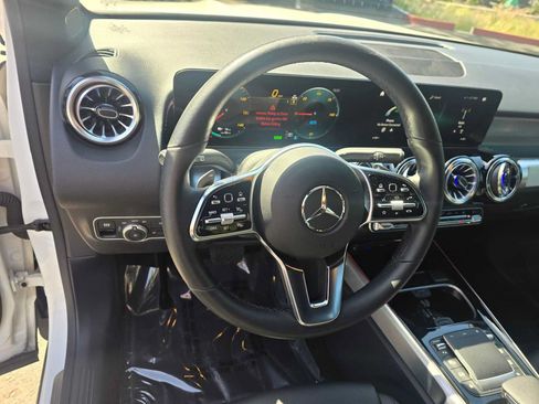 Certified 2023 Mercedes-Benz EQB 250+ image 24