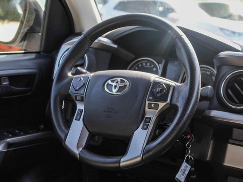 Used 2019 Toyota Tacoma SR5 image 15