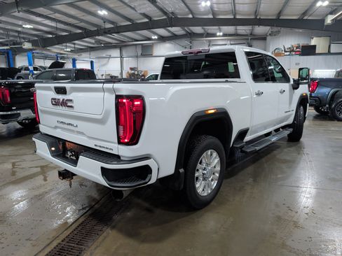 Used 2020 GMC Sierra 2500 Denali image 3
