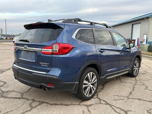 Used 2022 Subaru Ascent Limited w/ Technology Package image 4