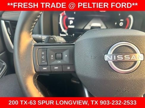 Used 2026 Nissan Rogue SL FWD image 13