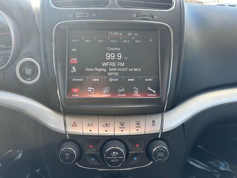 Used 2019 Dodge Journey GT image 31