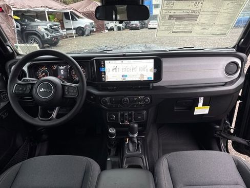 New 2025 Jeep Gladiator Sport image 11