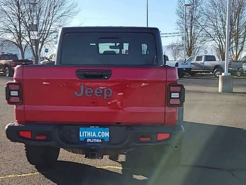 Used 2020 Jeep Gladiator Rubicon image 7