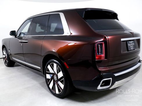 Certified 2025 Rolls-Royce Cullinan image 8