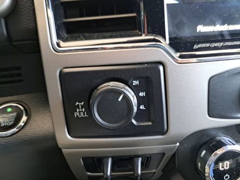 Used 2022 Ford F350 Lariat w/ Lariat Ultimate Package AWD/4WD image 14