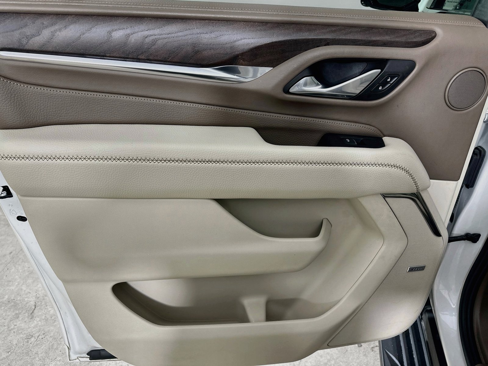 Used 2023 GMC Yukon XL Denali w/ LPO, Floor Liner Package AWD/4WD image 33