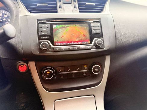 Used 2015 Nissan Sentra SV FWD image 15