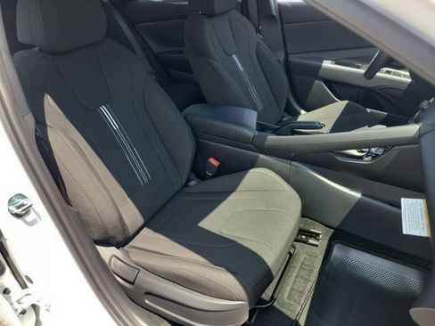 New 2026 Hyundai Elantra Sport FWD image 21