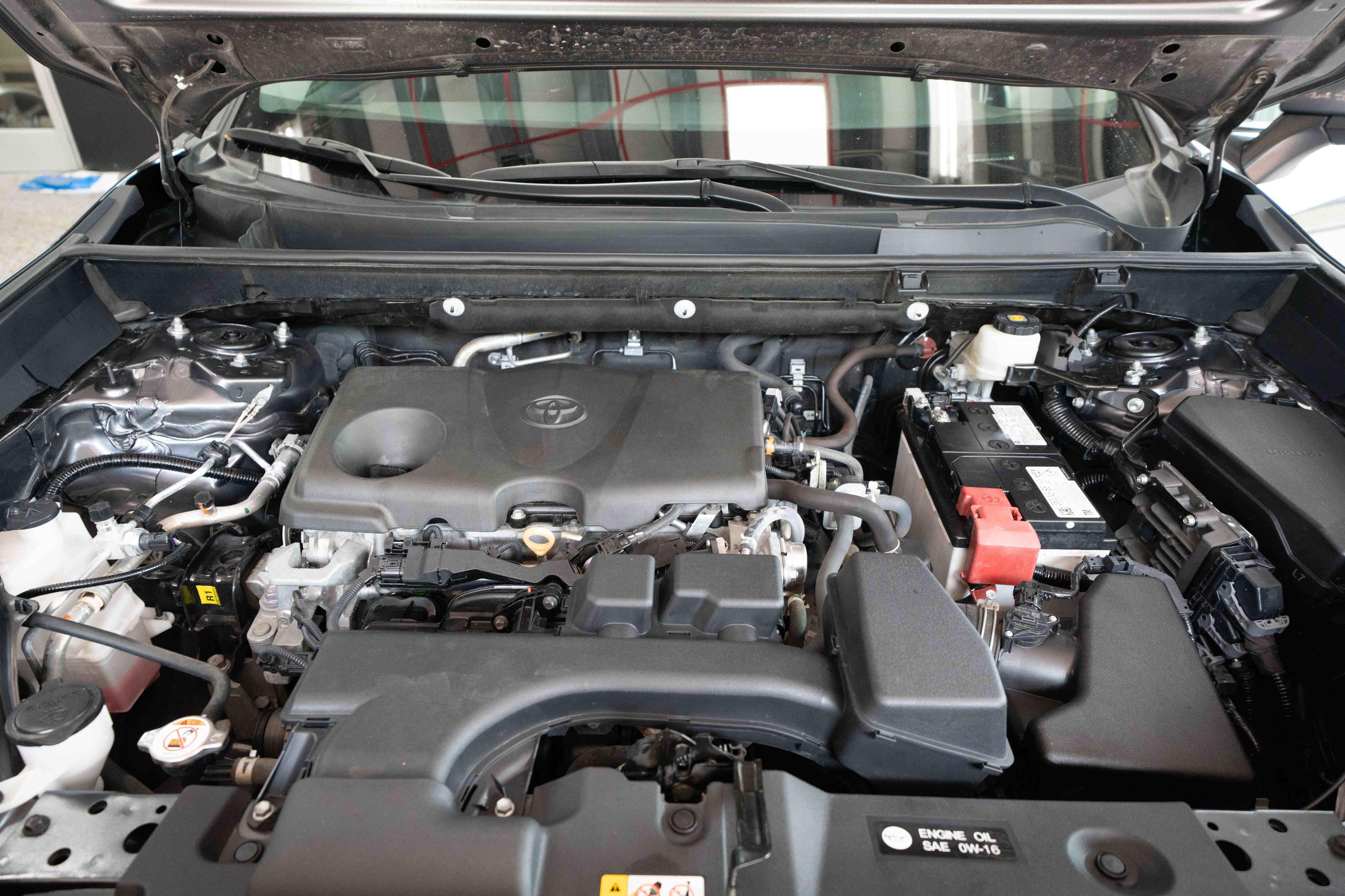 Used 2024 Toyota RAV4 XLE w/ Convenience Package AWD/4WD image 32