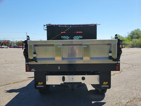 New 2026 GMC Sierra 3500 Pro AWD/4WD image 6