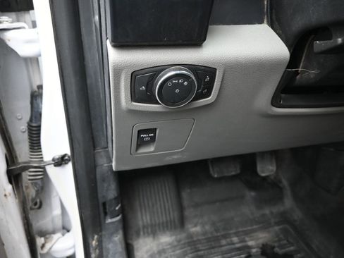 Used 2018 Ford F150 XL w/ Equipment Group 101A Mid image 13