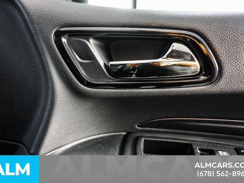 Used 2024 Dodge Durango GT AWD/4WD image 46