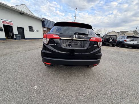 Used 2019 Honda HR-V LX image 35