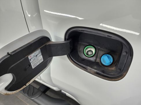 Used 2023 Chevrolet Silverado 1500 RST w/ Redline Edition image 34