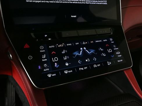 Used 2023 Maserati Grecale Modena AWD/4WD image 14